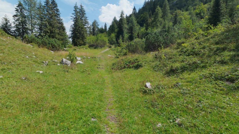 Rifugio Alpe Corte e lago Branchino da Valcanale – Discesa con anello – foto 7
