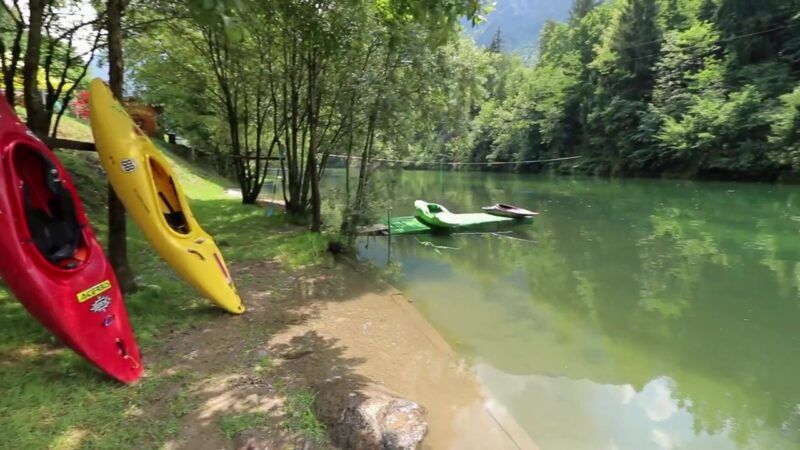 Kayak al Lago del Bernigolo sul Brembo