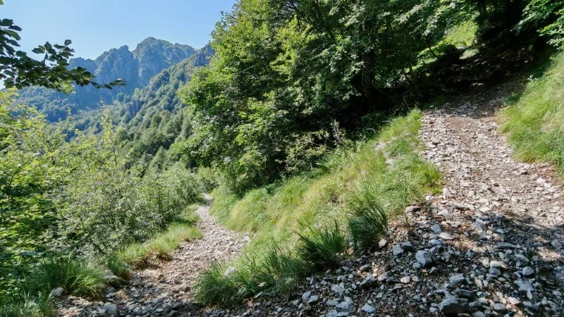 sentiero via normale monte venturosa