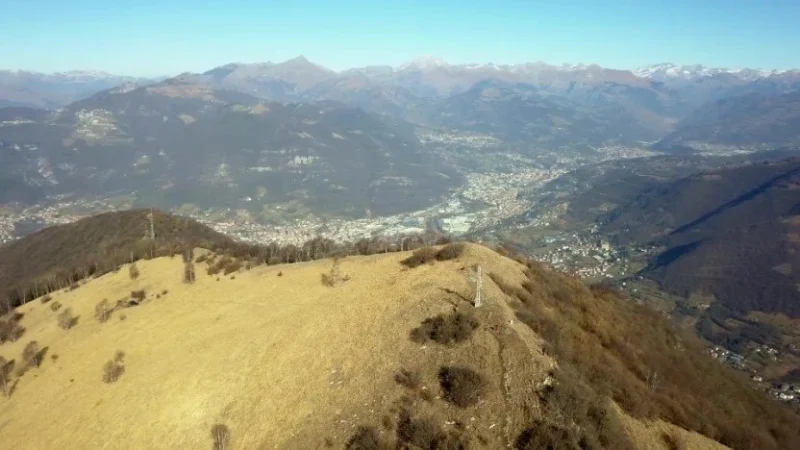 Vista aerea della dorsale del Monte Misma e della valle