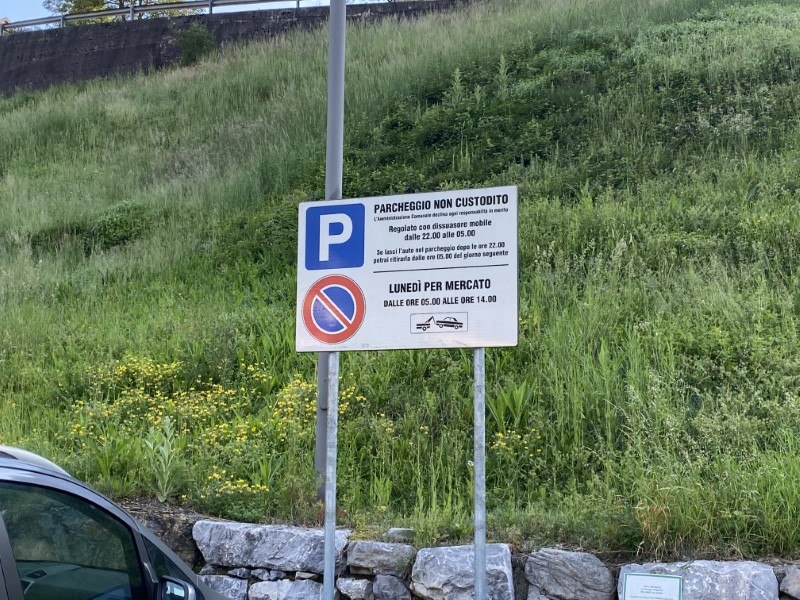 Sentiero delle Calchere in Val Brembilla