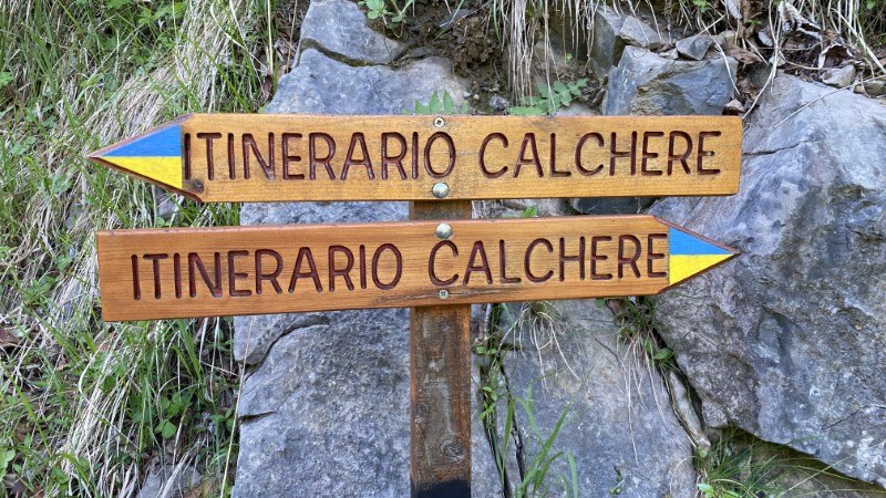Sentiero delle Calchere in Val Brembilla