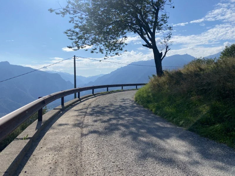 Il Becco di Dossena – Parcheggio alle Miniere – foto 2