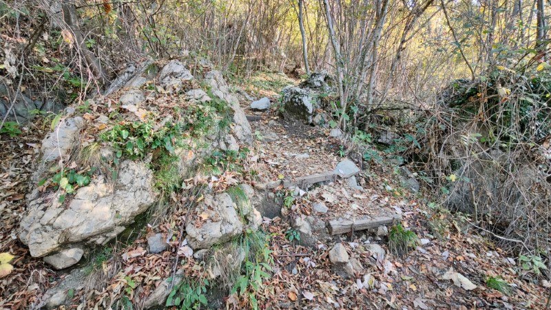 Monte Cornagera dal canyon (EE) – Sentiero – foto 8