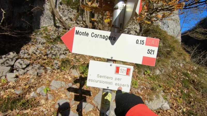 Monte Cornagera dal canyon (EE) – Sentiero – foto 26