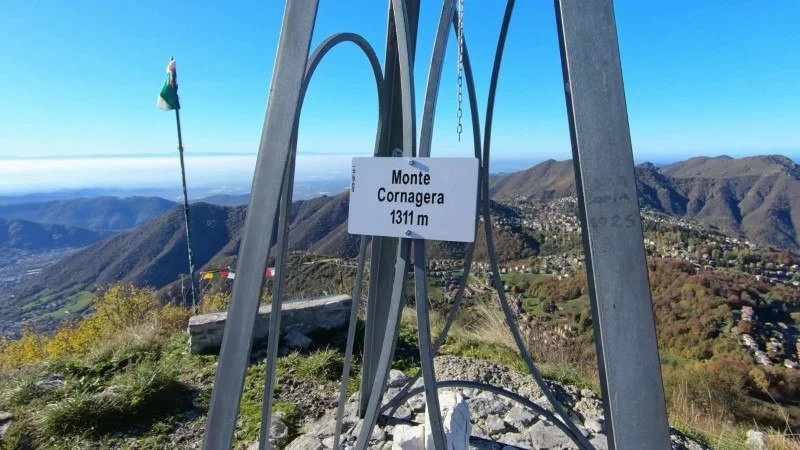 Monte Cornagera dal canyon (EE)
